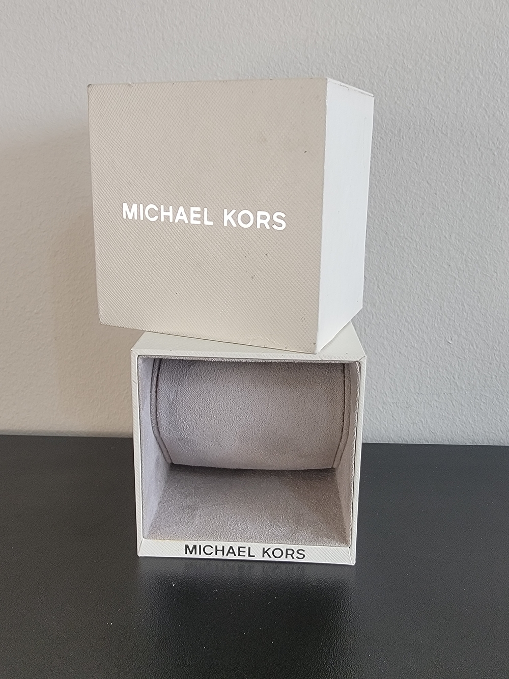 Michael Kors White and Gray Jewelry Watch Box